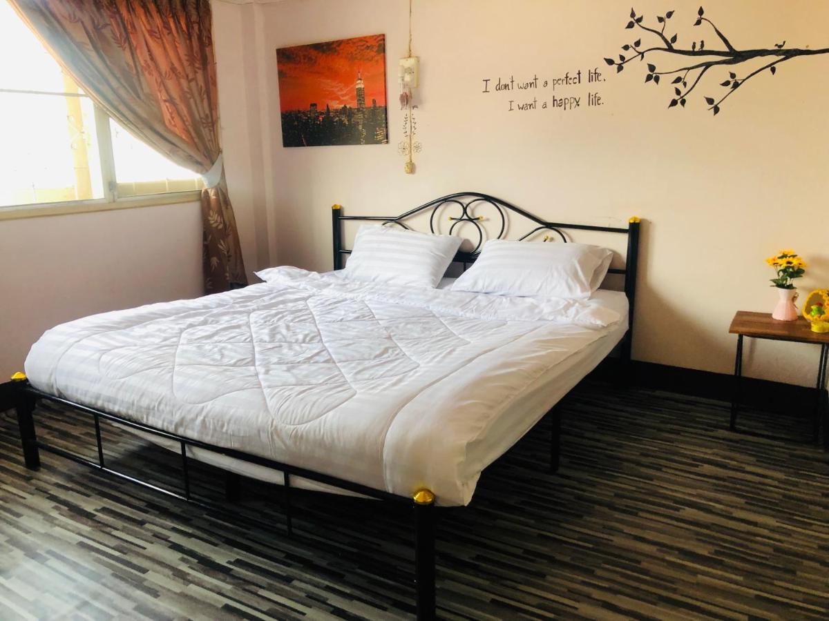 Sofia Hostel Čiang Rai Exteriér fotografie